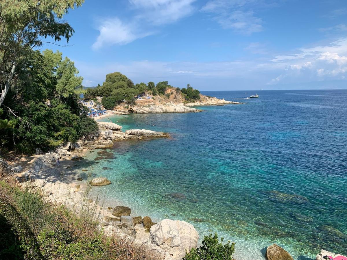 Villa Perris Studios Kassiopi Exterior photo