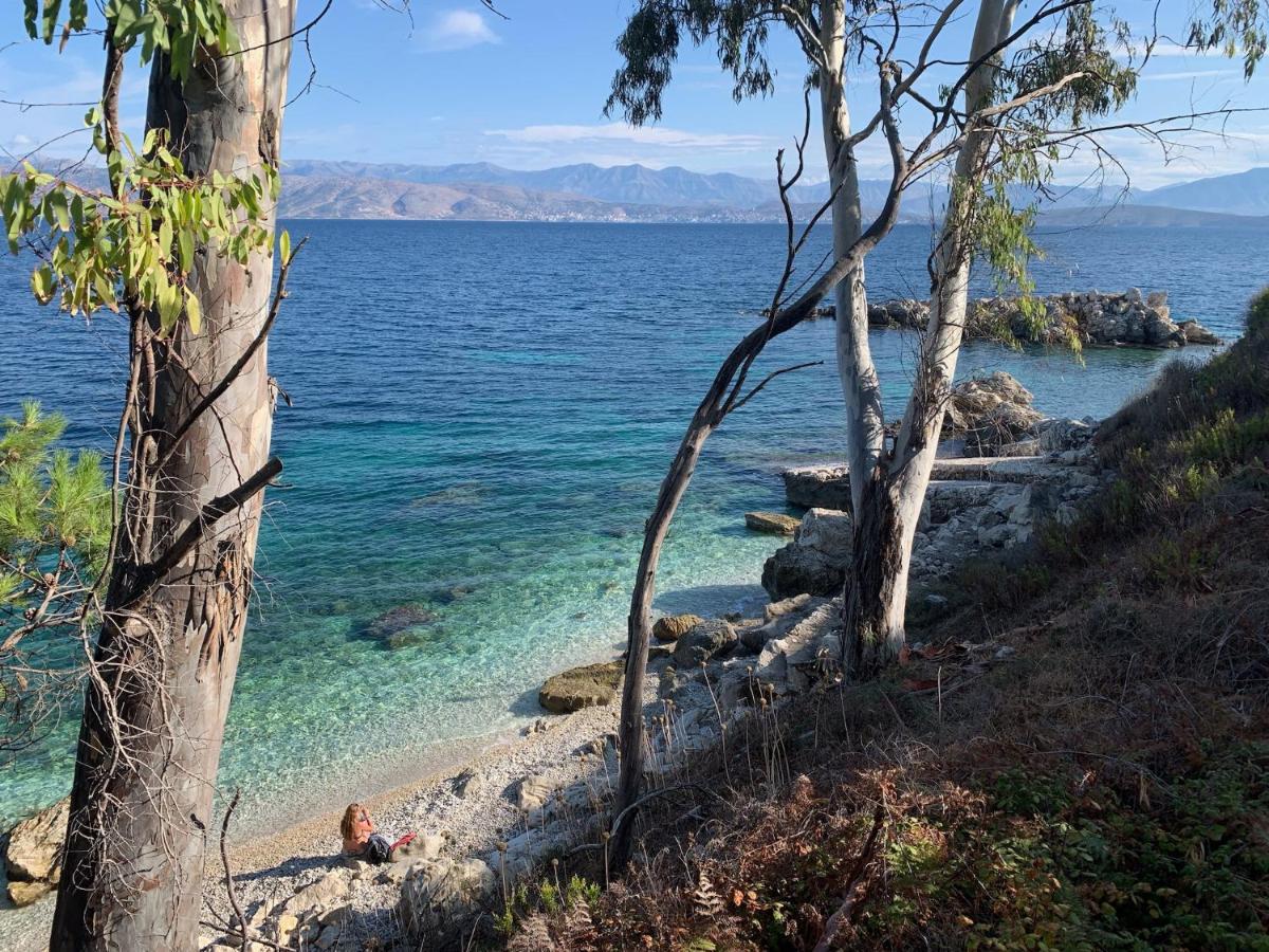 Villa Perris Studios Kassiopi Exterior photo