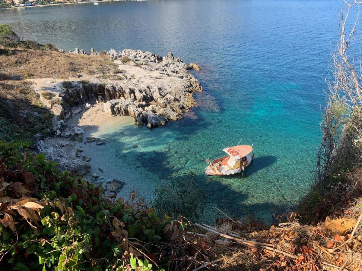 Villa Perris Studios Kassiopi Exterior photo